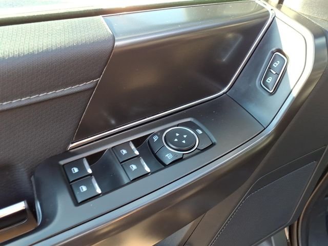 Used 2024 Black Ford XLT image 20