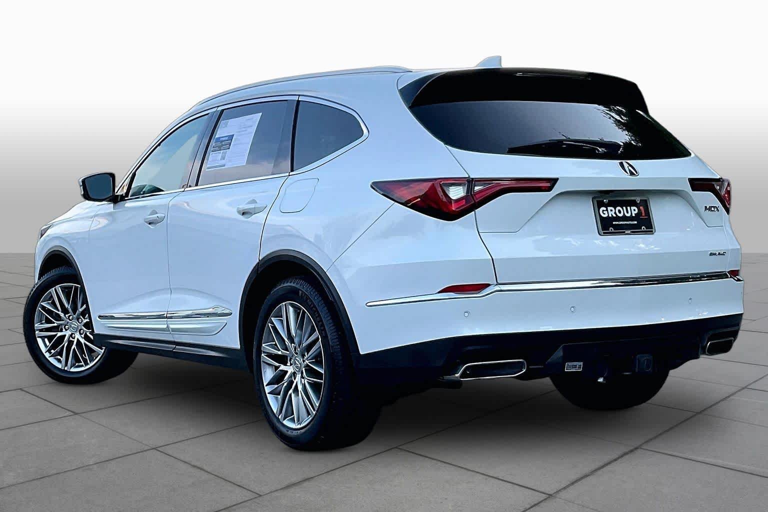 Used 2023 Platinum White Pearl Acura w/Advance Package image 11
