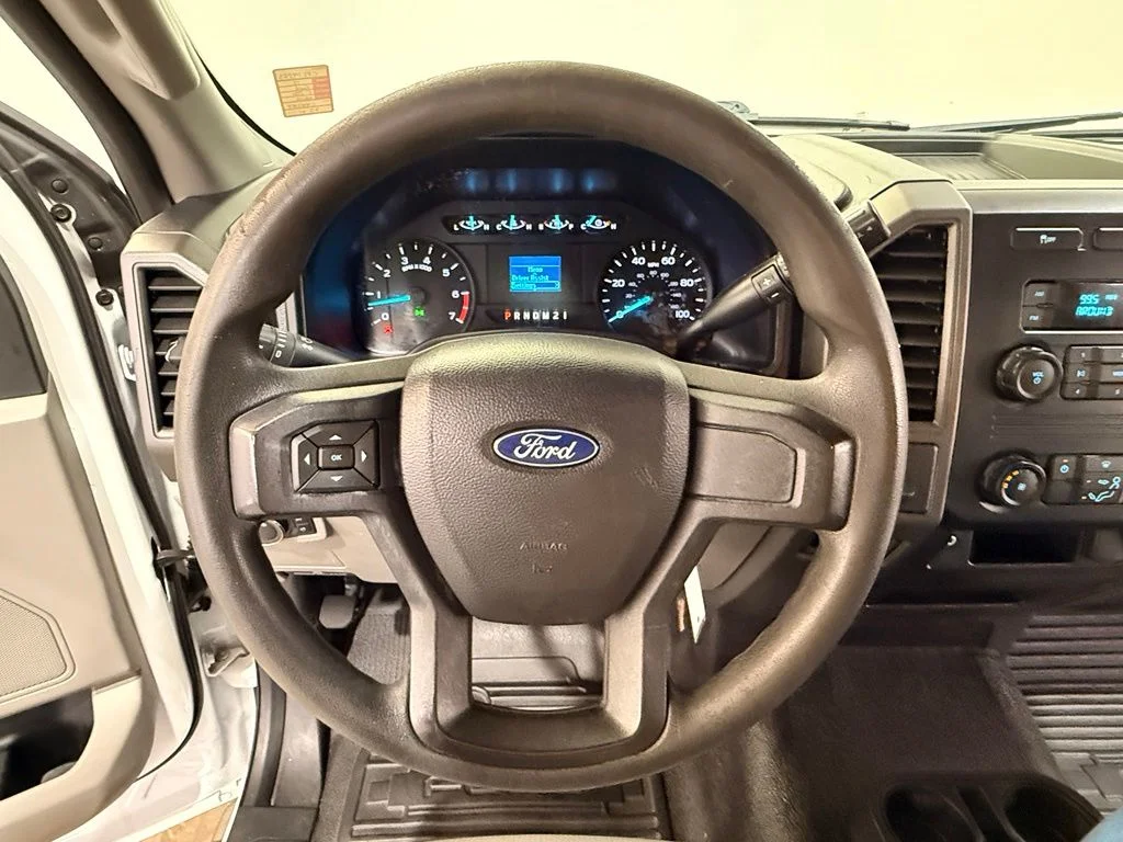 Used 2018 White Ford XL image 18