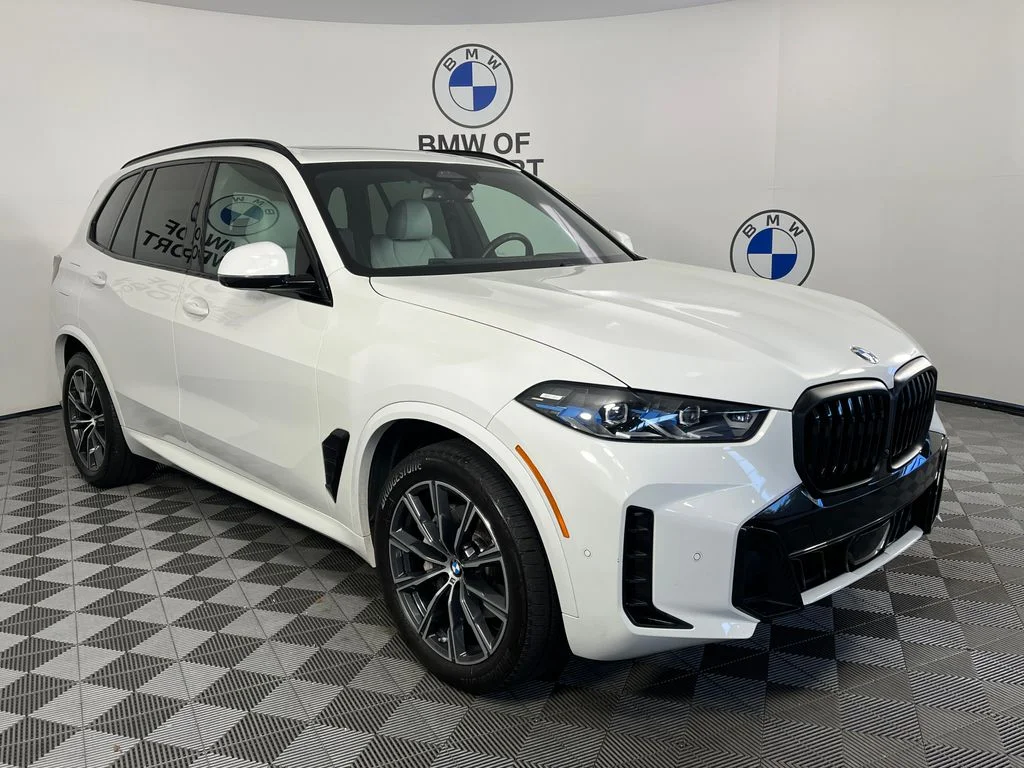 Certified Used 2025 Alpine White BMW xDrive40i image 1