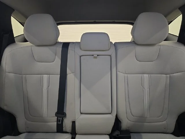 Used 2025 Atlantic Blue Hyundai SEL image 21