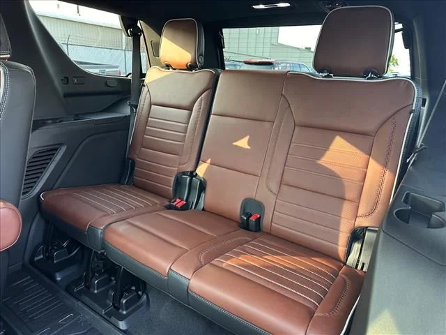 Used 2024 Black GMC Denali Ultimate image 20