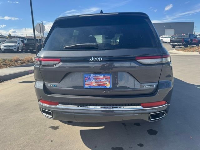 Used 2025 Gray Jeep Overland 4xe image 4