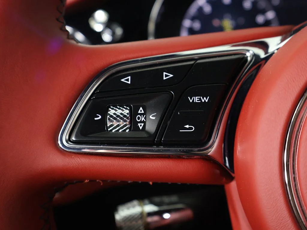 2023 Bentley Continental GTC Azure - Photo 47