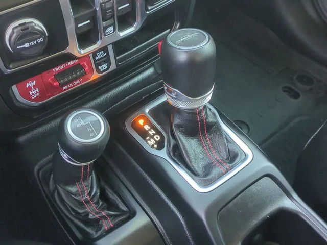 Used 2022 Gray Jeep Rubicon image 38
