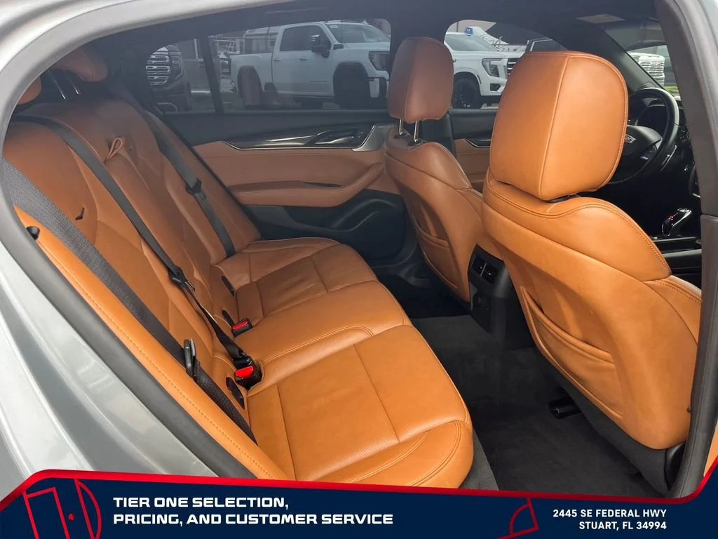 Used 2024 Argent Silver Metallic Cadillac Sport image 17