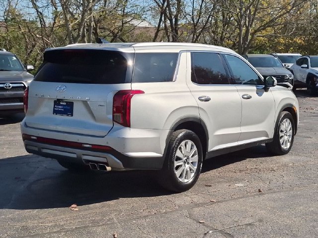Used 2024 Silver Hyundai SEL image 7