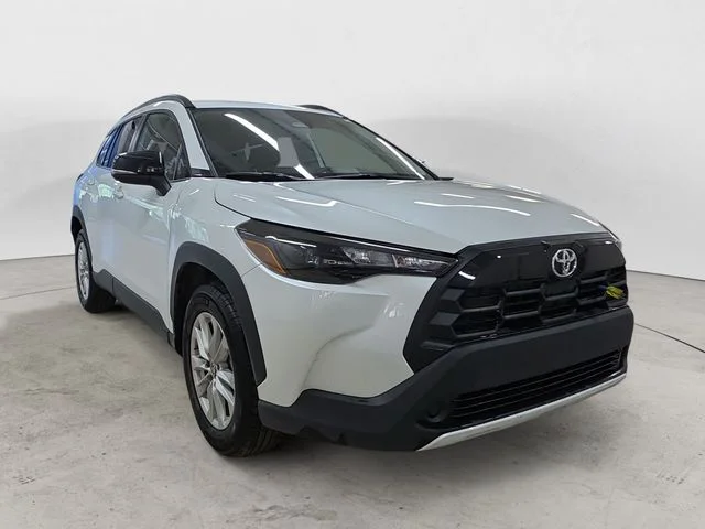 Used 2026 Pearl Toyota LE image 3
