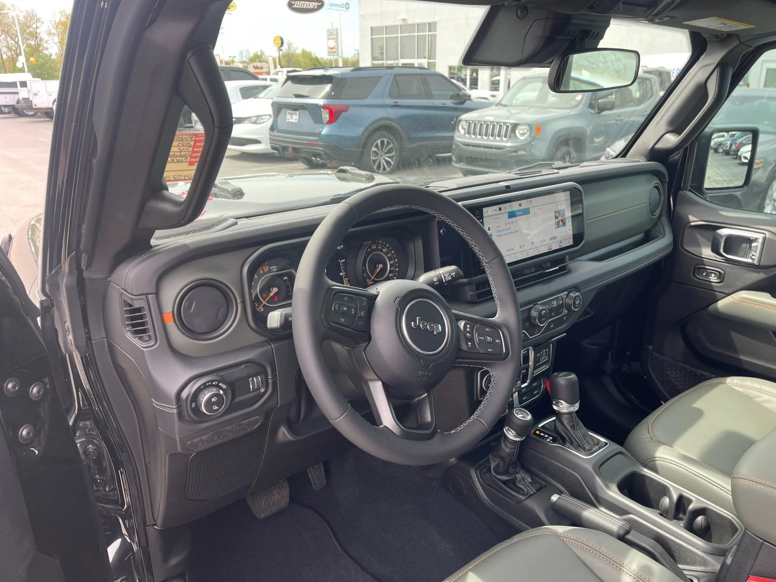 Used 2025 Black Jeep Mojave image 11