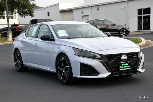 Used 2024 Nissan Altima SR with VIN 1N4BL4CV6RN395046 for sale in San Marcos, TX