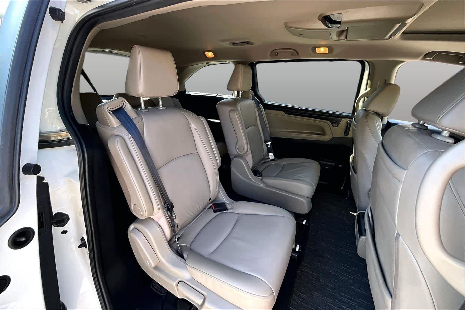 2024 Honda Odyssey Touring - Photo 21