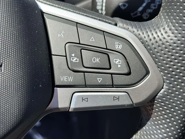 Used 2023 White Volkswagen 3.6L V6 SEL Premium R-Line image 23