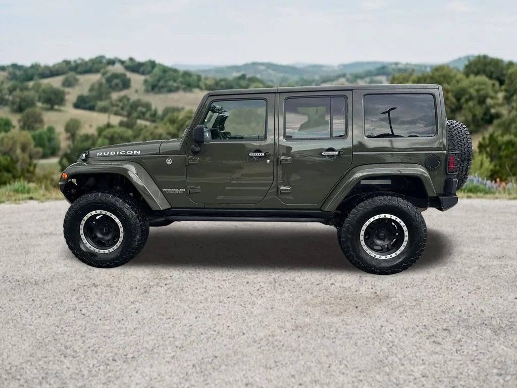 Used 2016 Green Jeep Unlimited Rubicon image 5