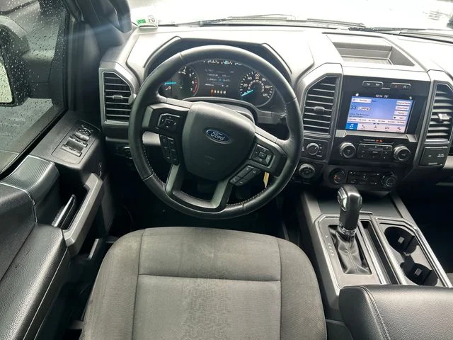 Used 2019 Oxford White Ford XLT image 13