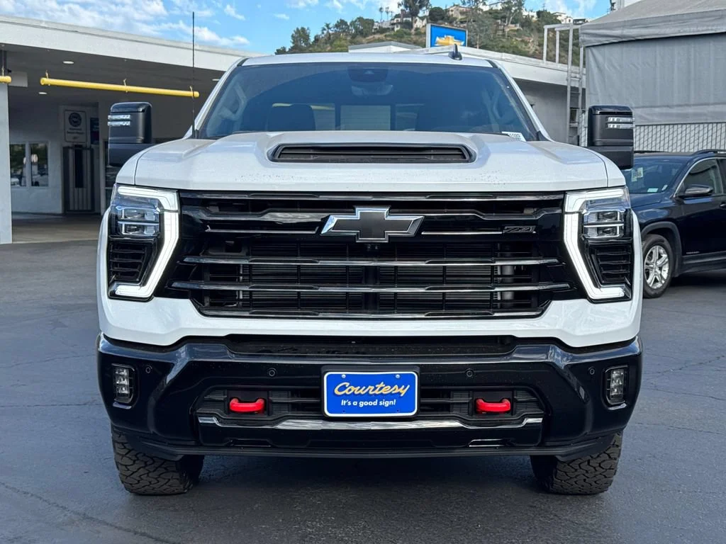 New 2026 Summit White Chevrolet LT image 4