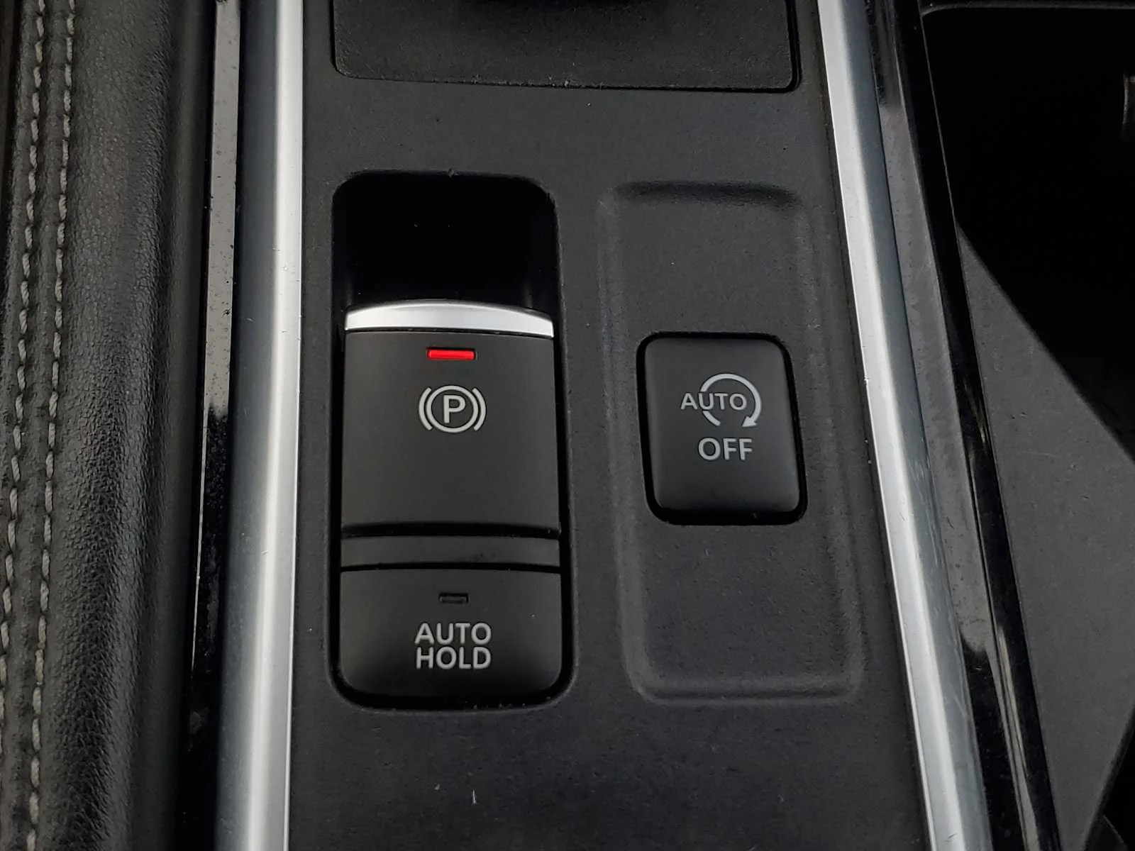 Used 2023 Scarlet Ember Tintcoat Nissan Platinum image 31