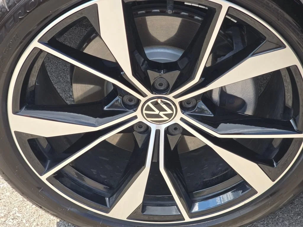 2024 Volkswagen Tiguan SEL R-LINE - Photo 25