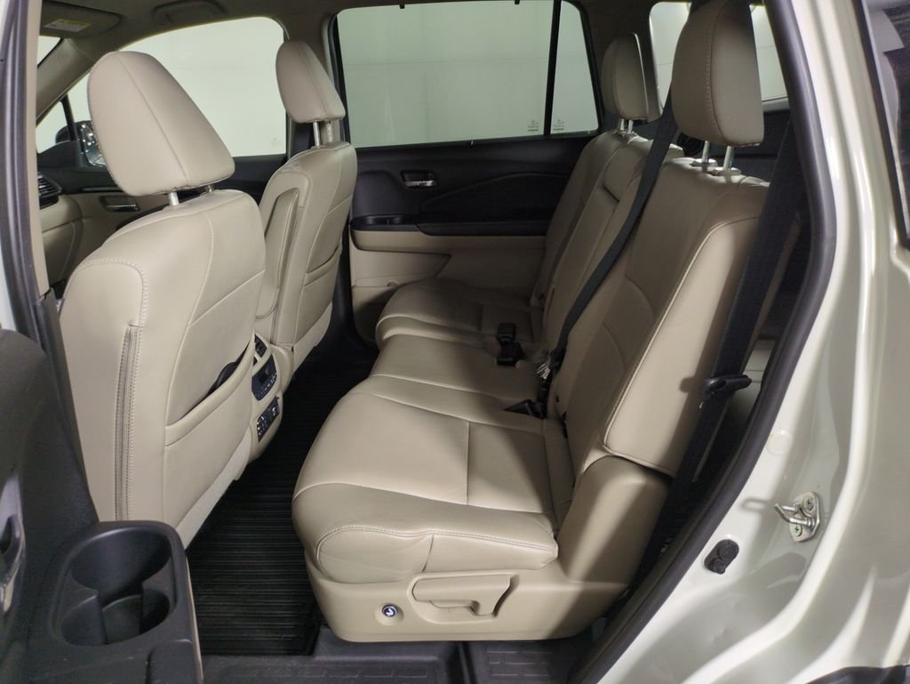 Used 2017 White Diamond Pearl Honda Touring image 25