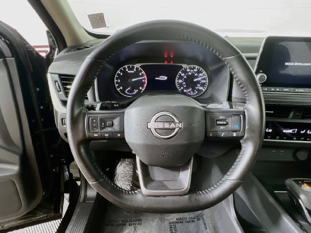 2025 Nissan Rogue SV - Photo 12
