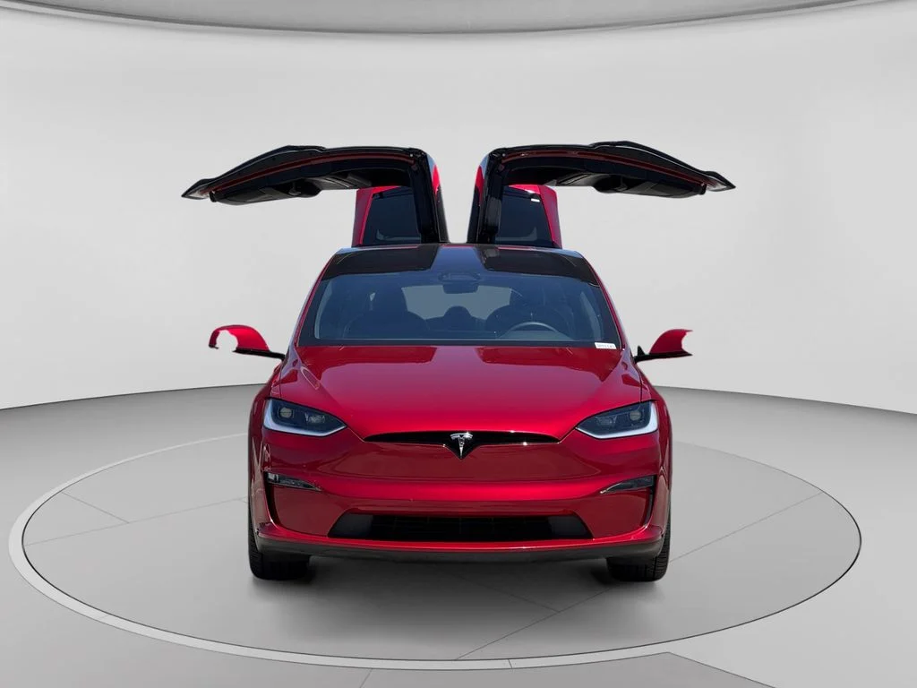 Used 2023  Tesla Base image 24