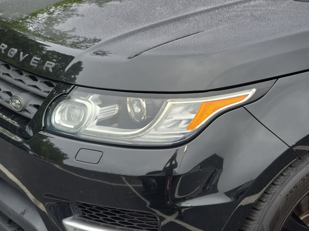 Used 2017 Black Land Rover 5.0L V8 Supercharged image 32