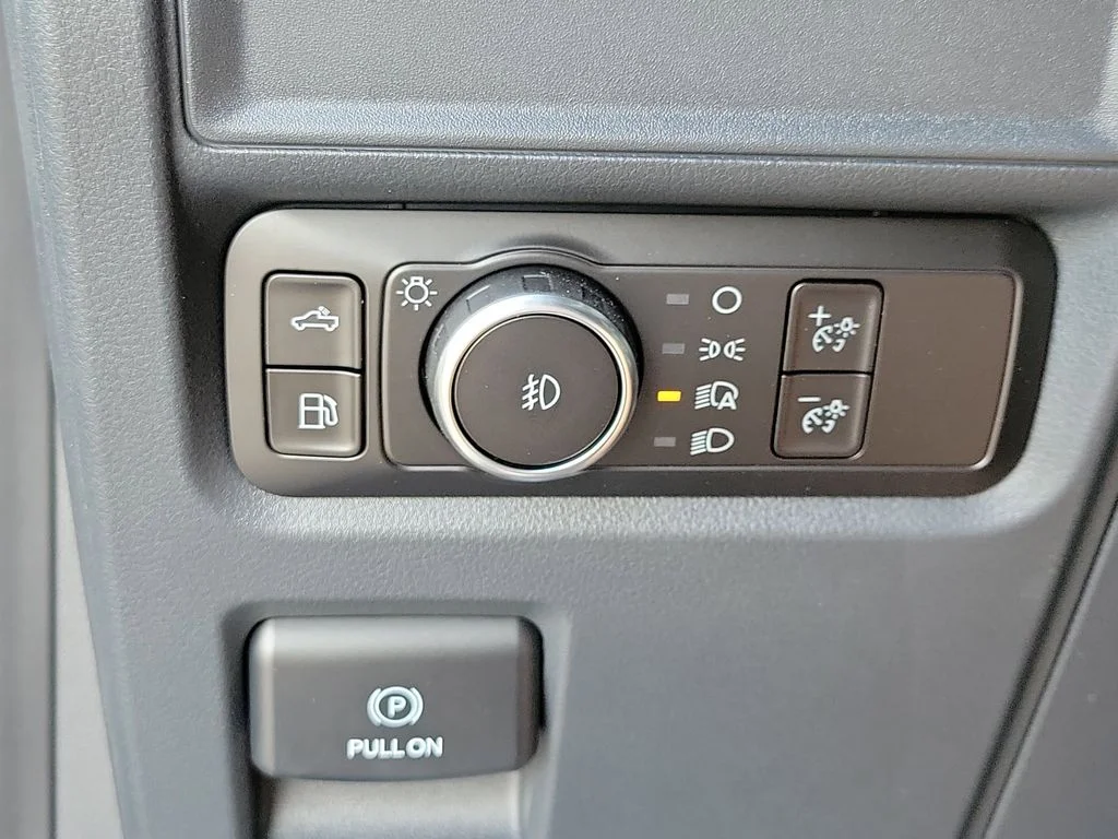 New 2026 Avalanche Ford XLT image 29