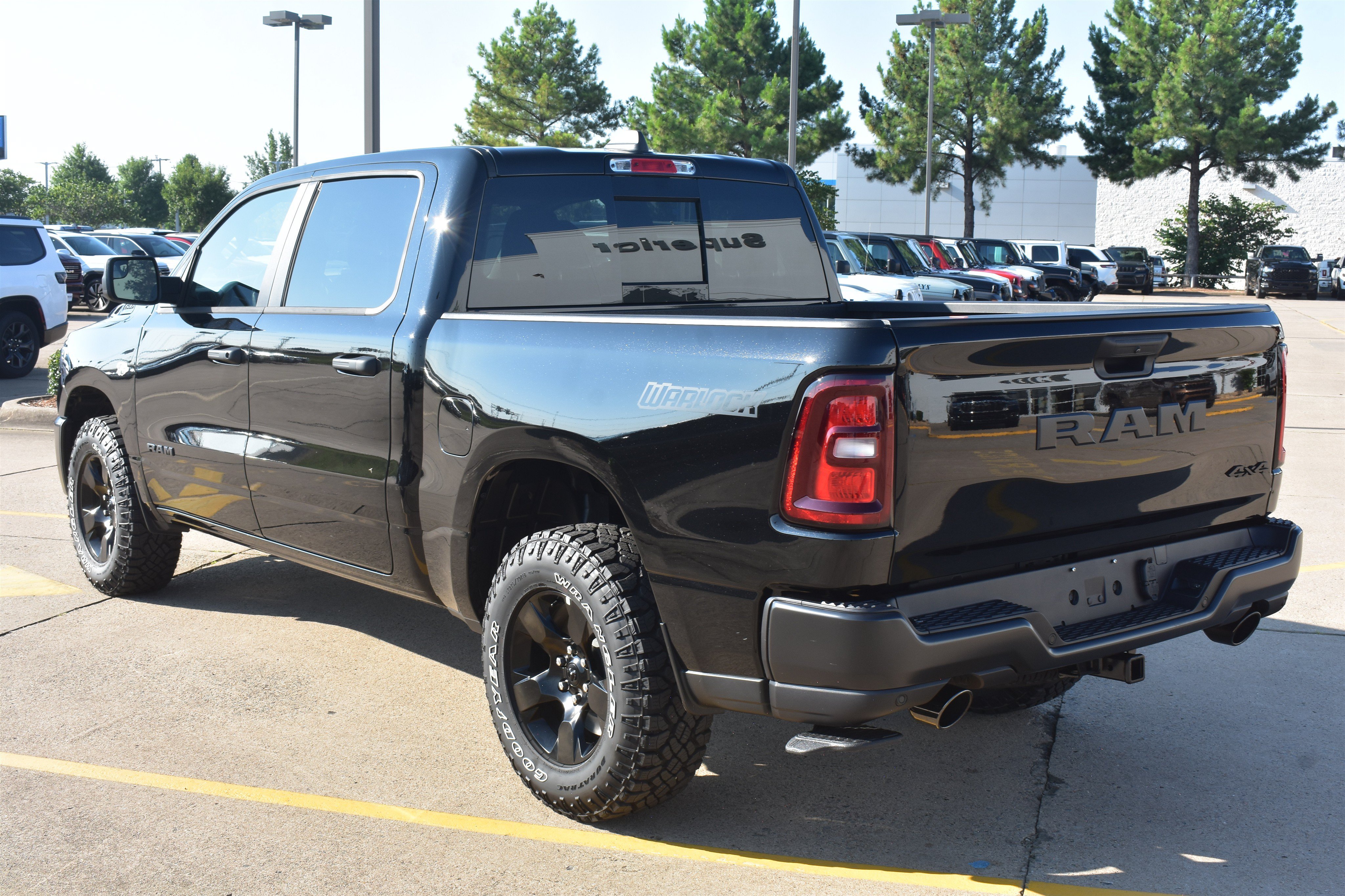 New 2026 Diamond Black Crystal Pearl-Coat Exterior Paint RAM Warlock image 8