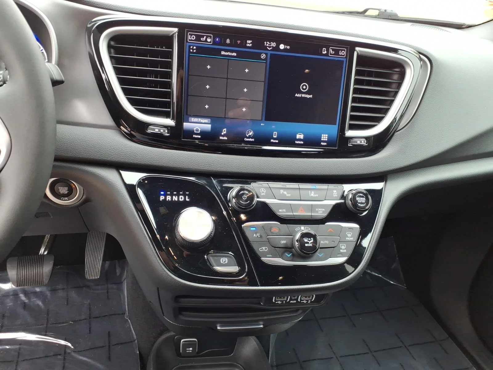 2025 Chrysler Pacifica Select - Photo 14