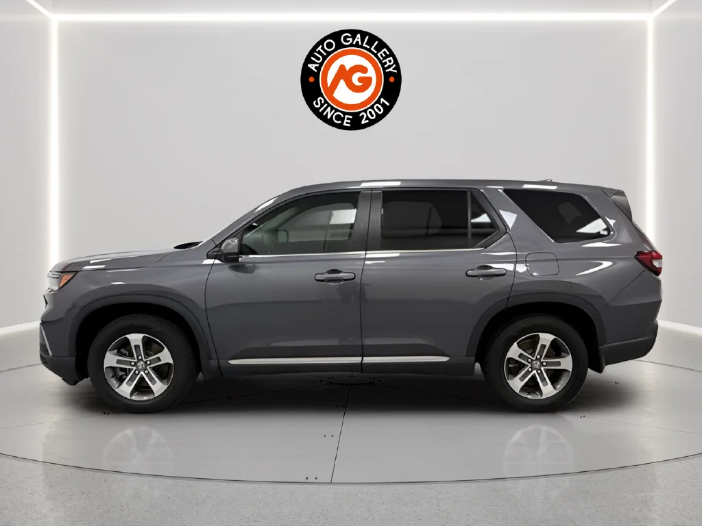 Used 2025 Gray Honda EX-L image 4