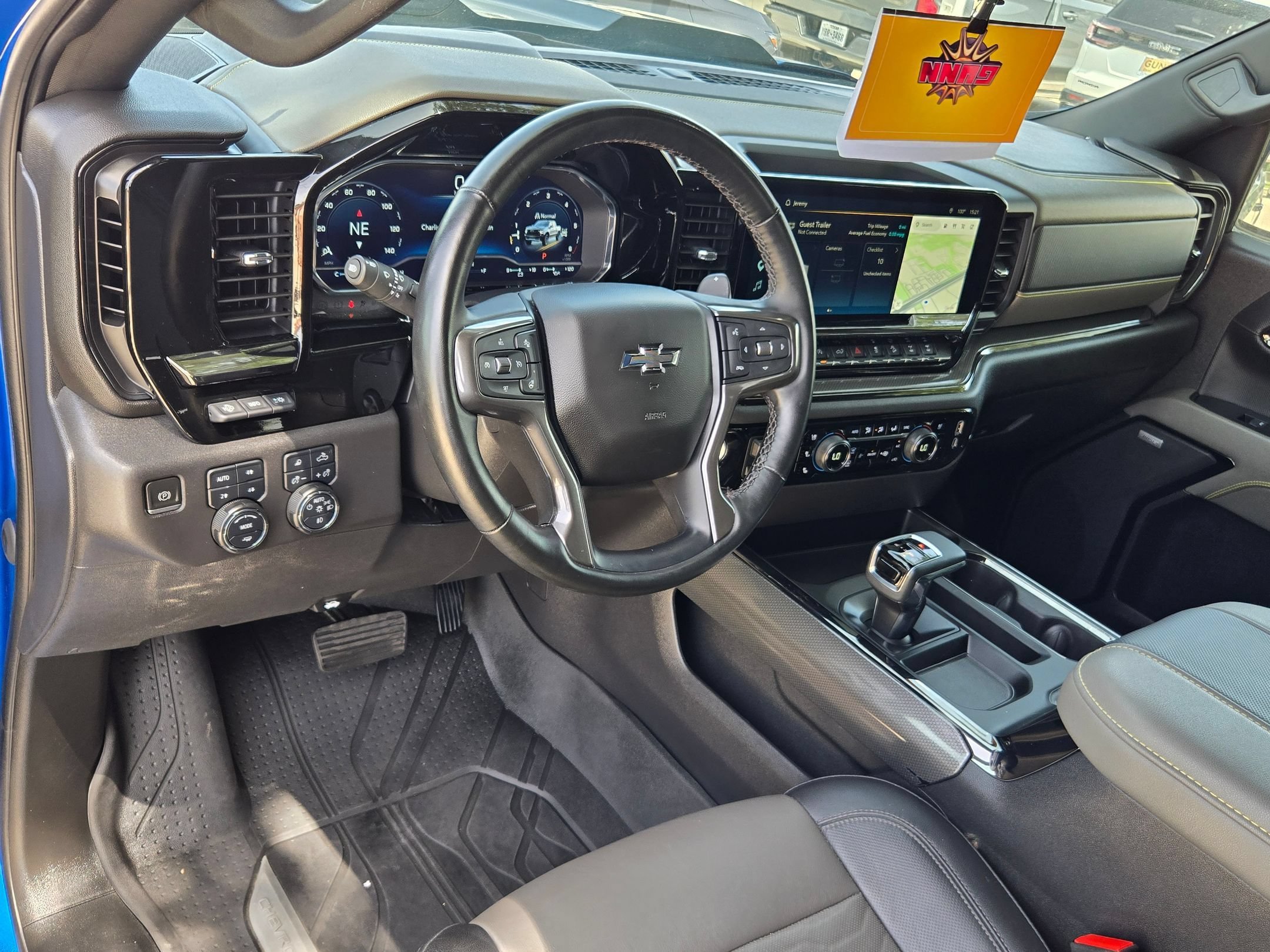 2023 Chevrolet Silverado 1500 ZR2 - Photo 11