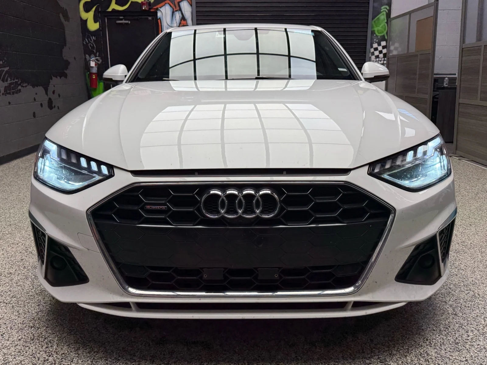 Used 2024 Arkona White (z9z9) Audi quattro S line Prem Plus 45 TFSI image 2