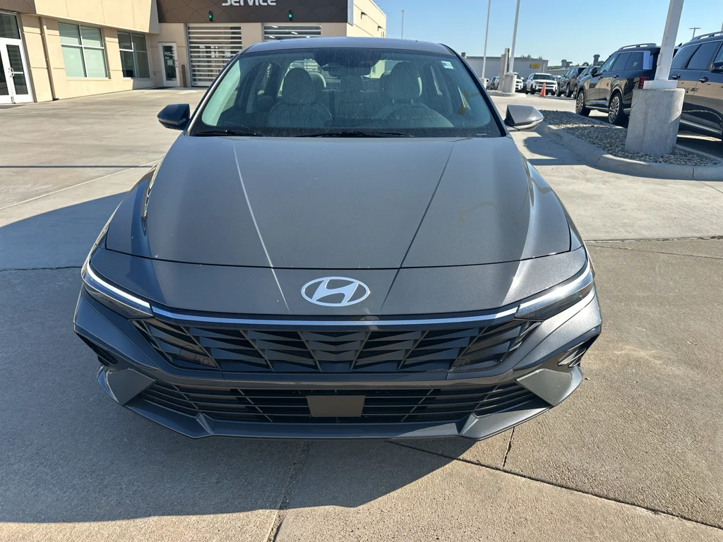 New 2026 Ecotronic Gray Hyundai Limited image 13