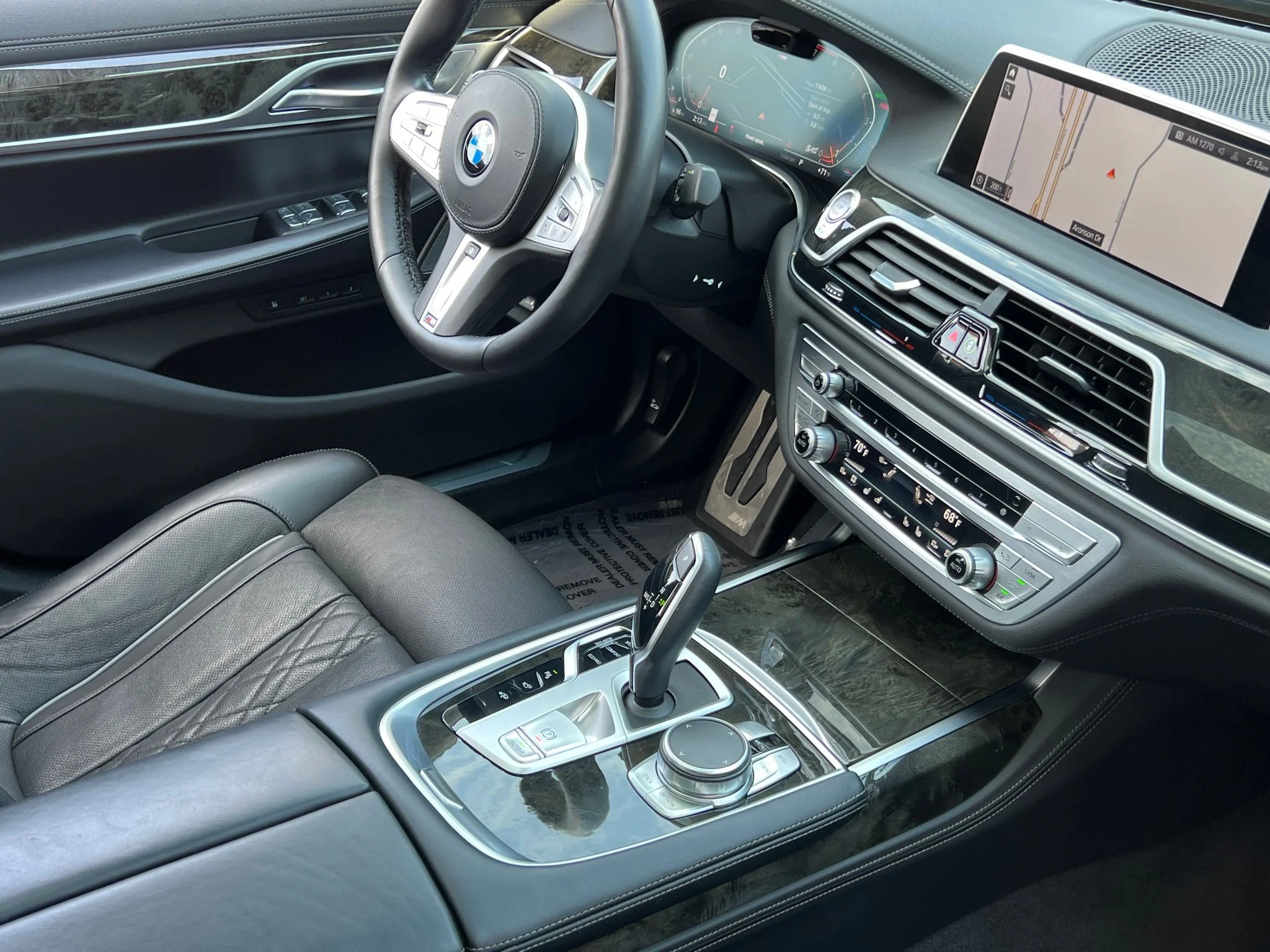 Used 2022 Blue BMW 750i xDrive image 16