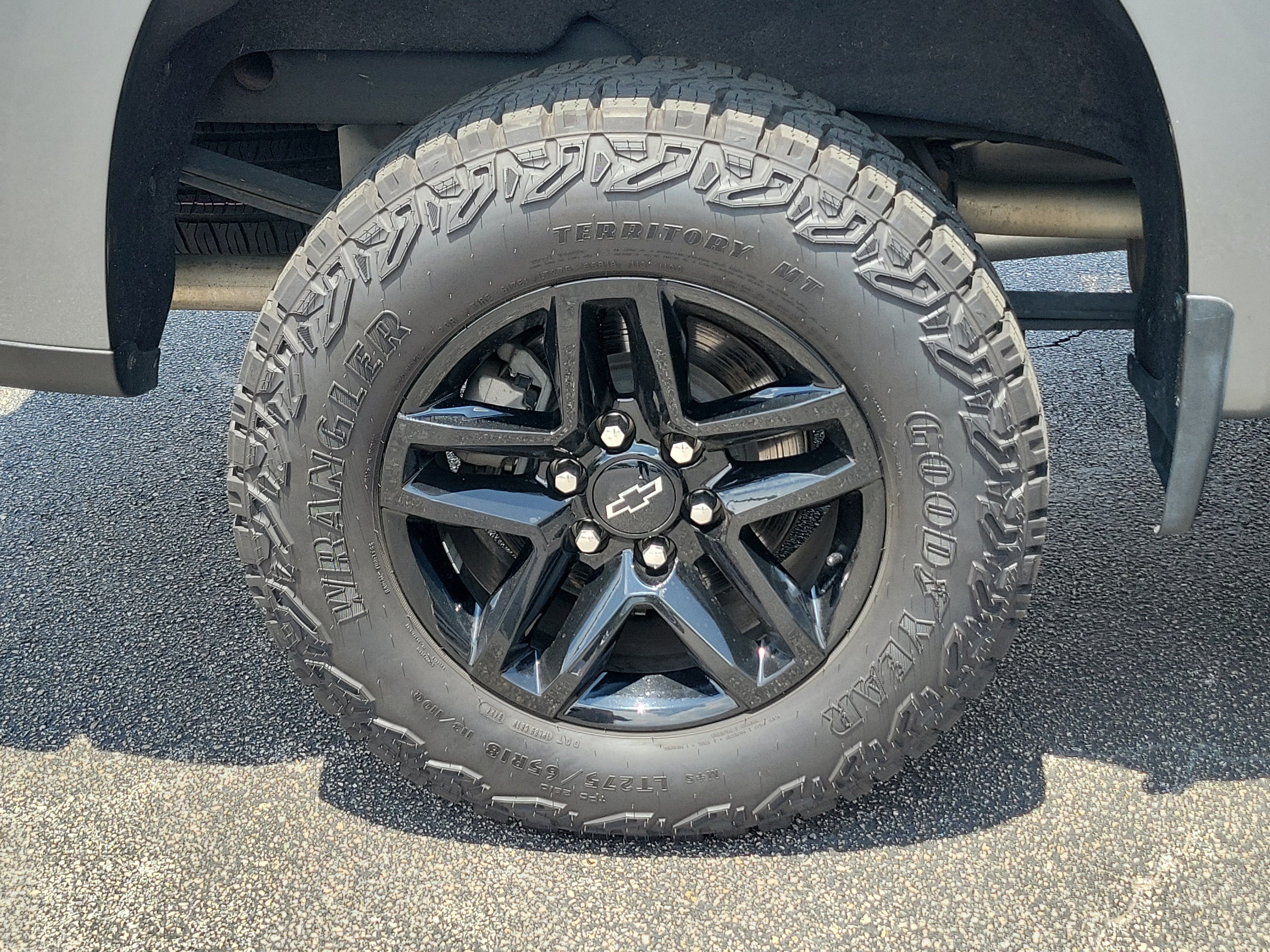 Used 2020 Satin Steel Metallic Chevrolet LT Trail Boss image 9
