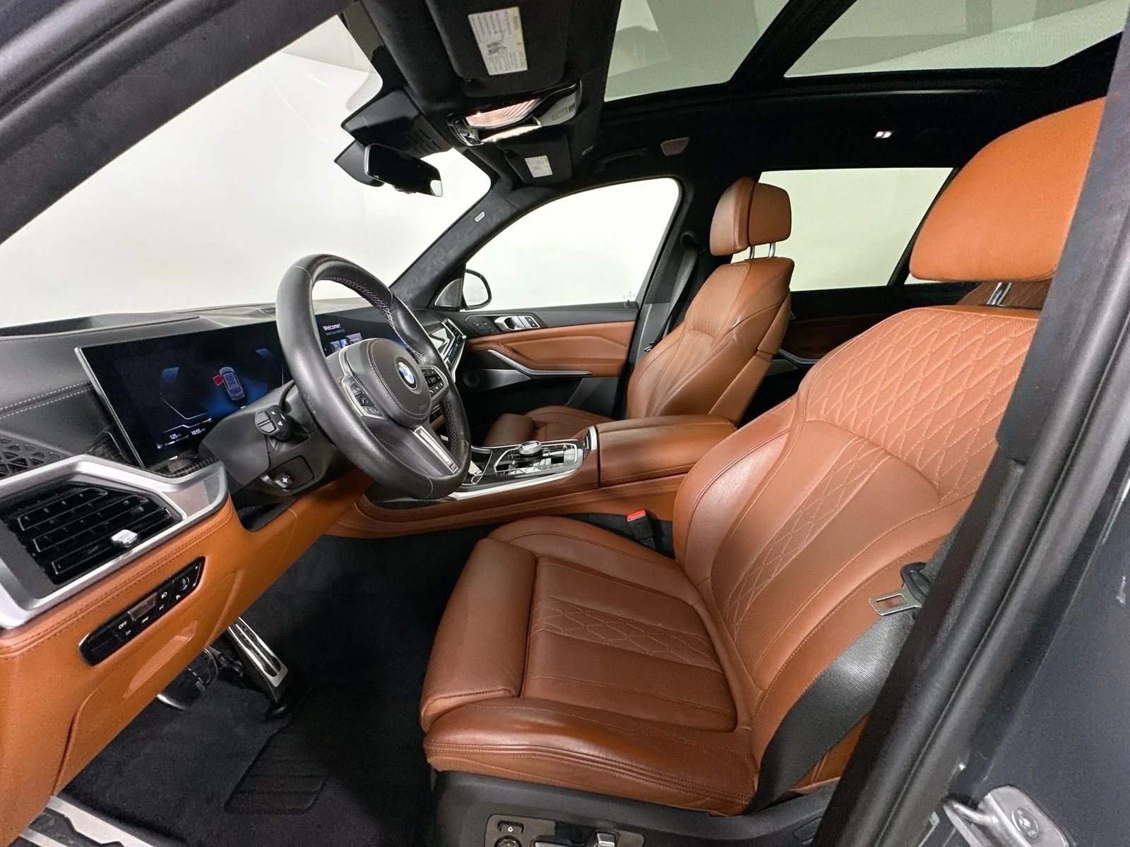 Used 2023 Gray BMW  image 33
