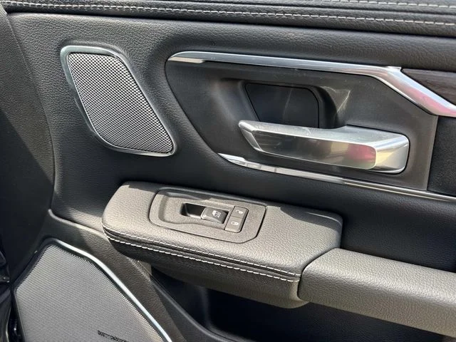 New 2026 Blue Ram Laramie image 17