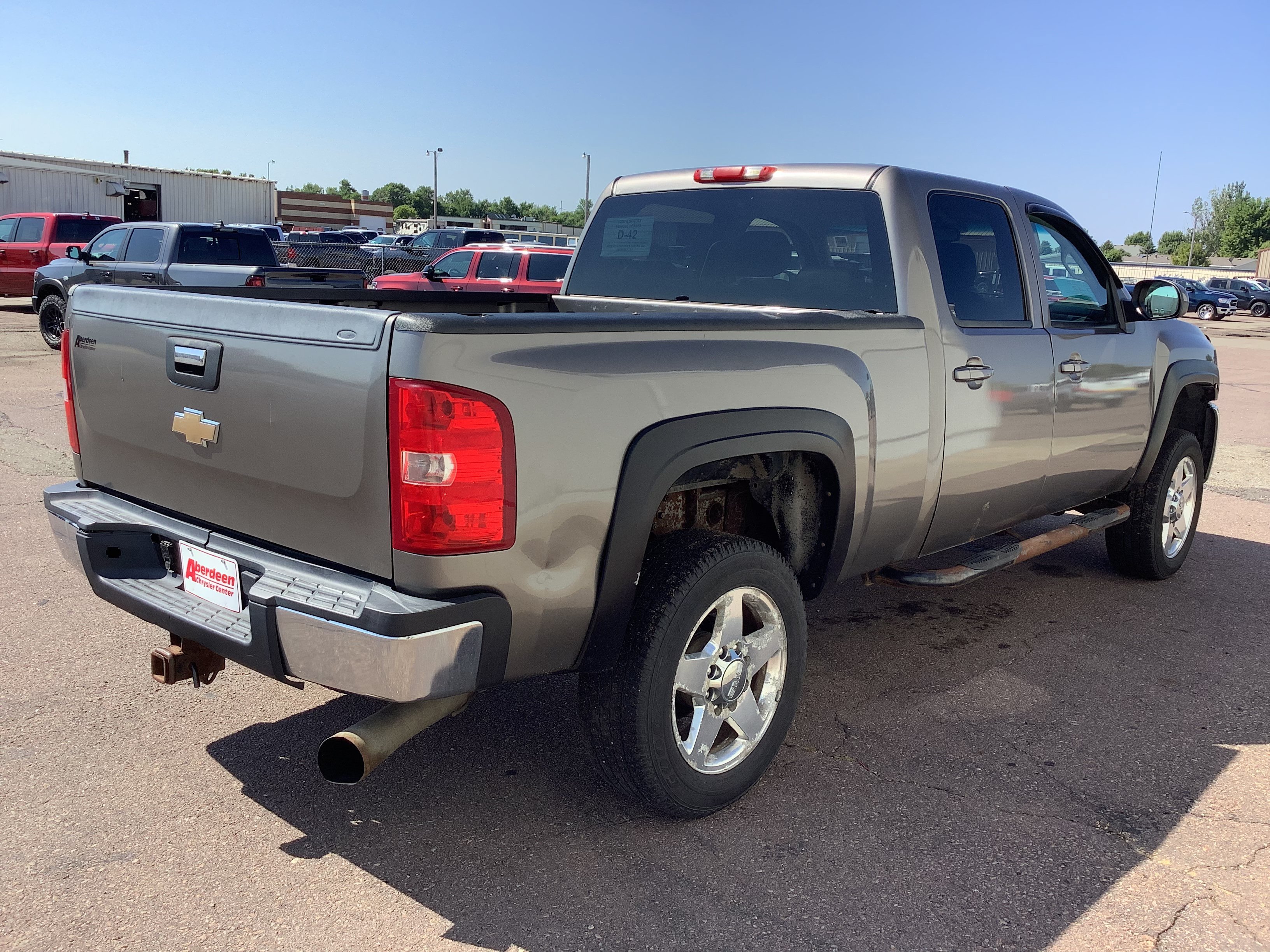 Used 2008 Gray Chevrolet LTZ image 4