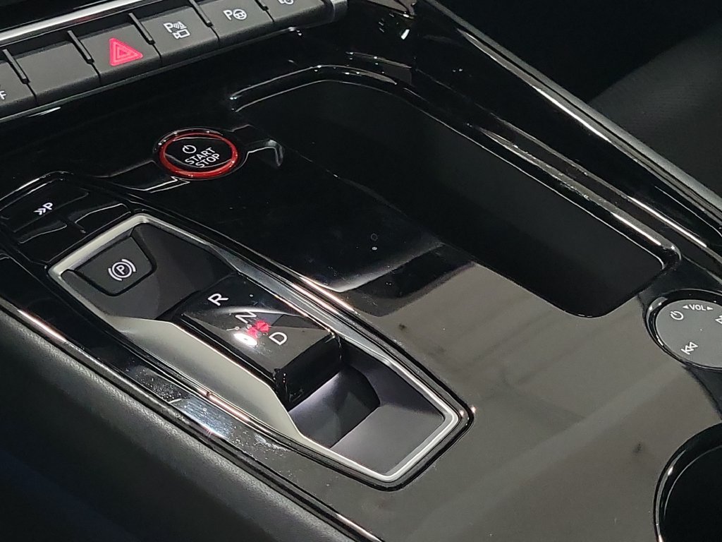 Used 2025 Black Audi Premium Plus image 19