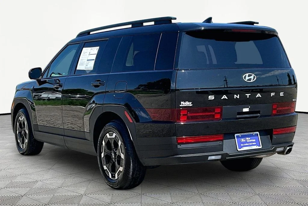 Used 2026 Phantom Black Hyundai SEL image 13
