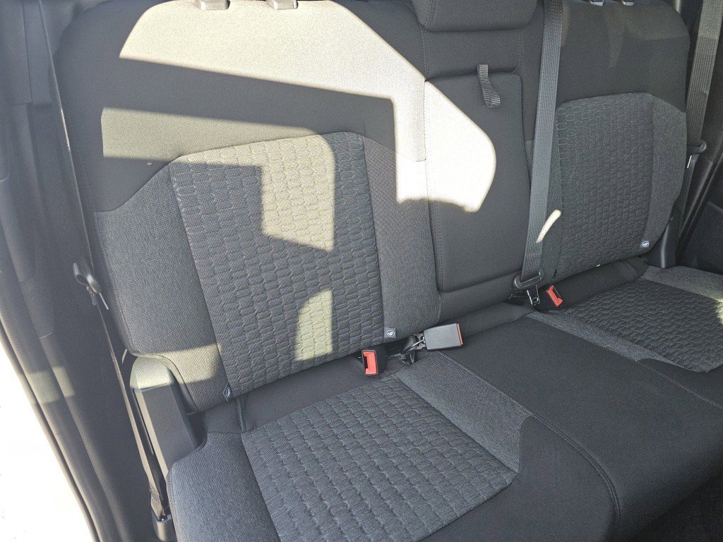 Used 2025 Oxford White Ford XLT image 27