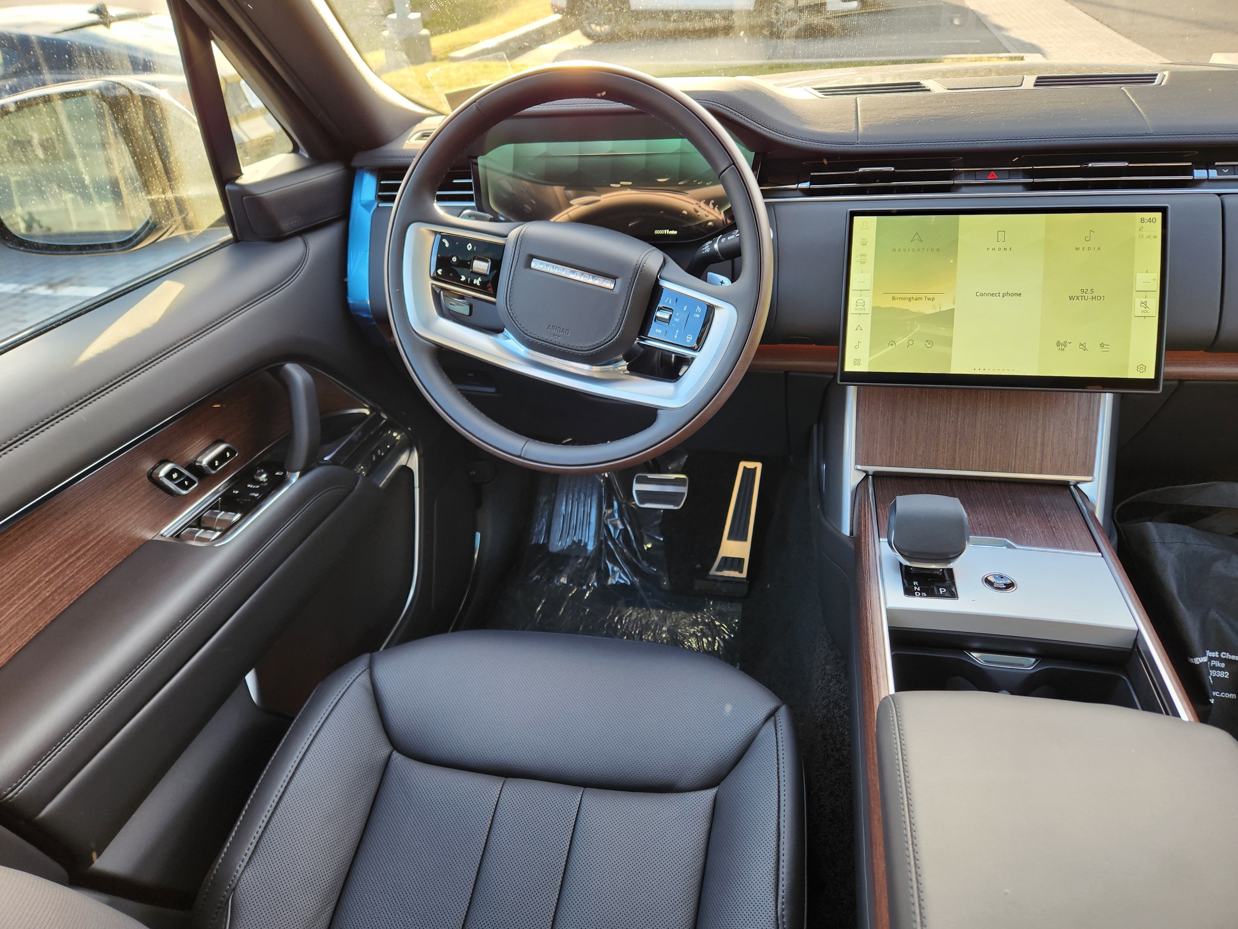2026 Land Rover Range Rover SE - Photo 14