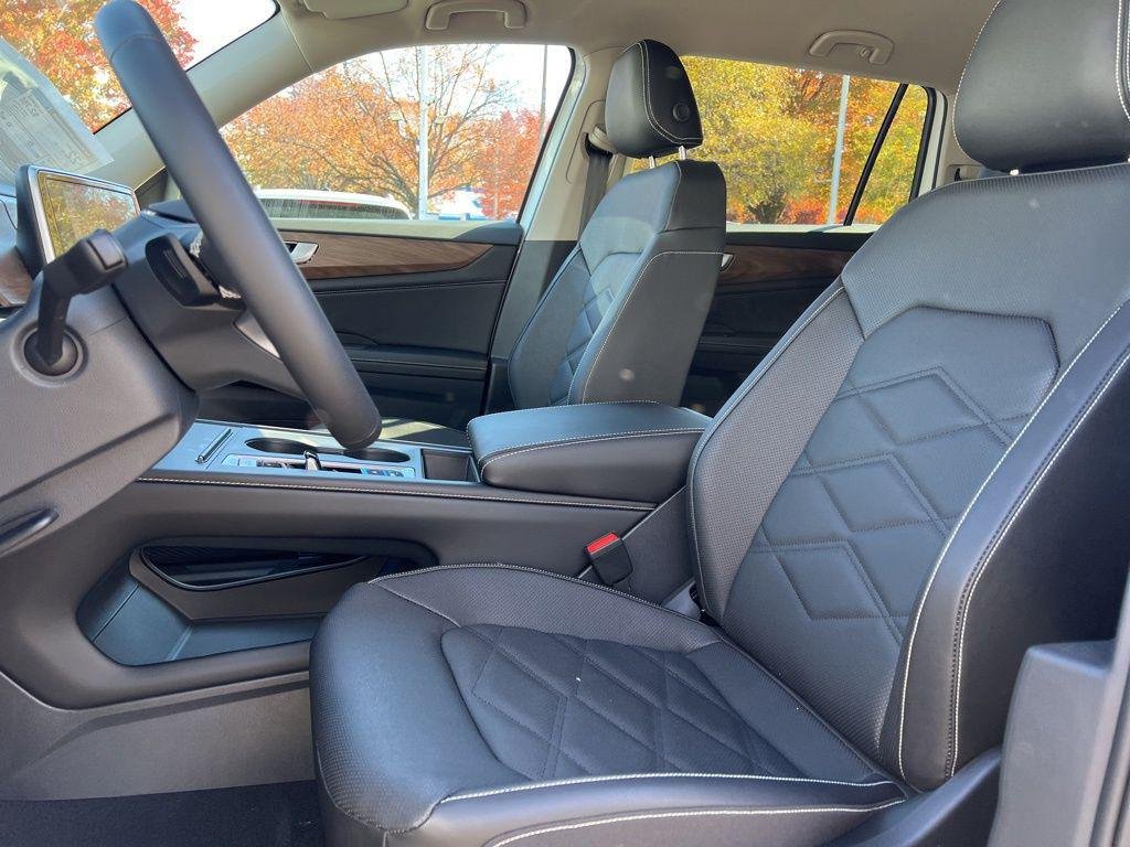 2026 Volkswagen Atlas SE - Photo 10
