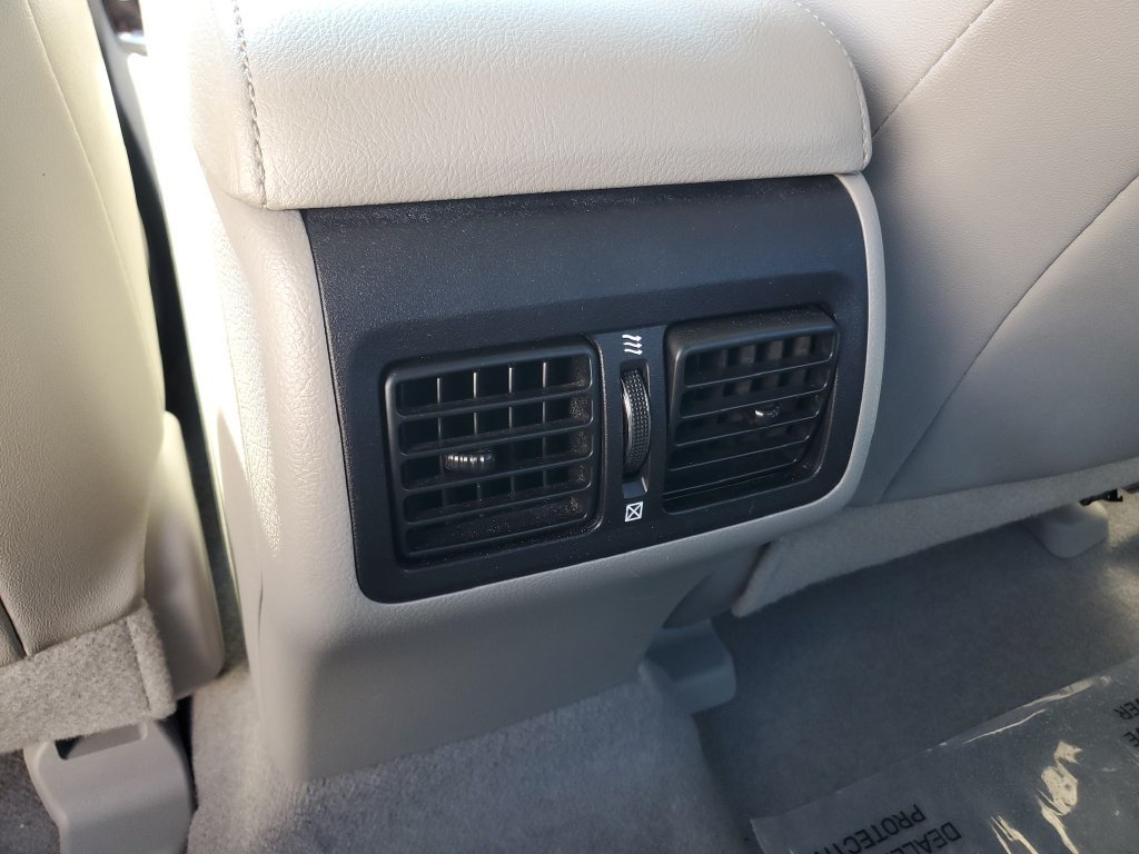 Used 2013 Cosmic Gray Mica Toyota XLE image 12