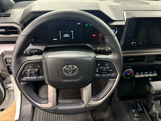 Used 2025 ICE CAP Toyota  image 16