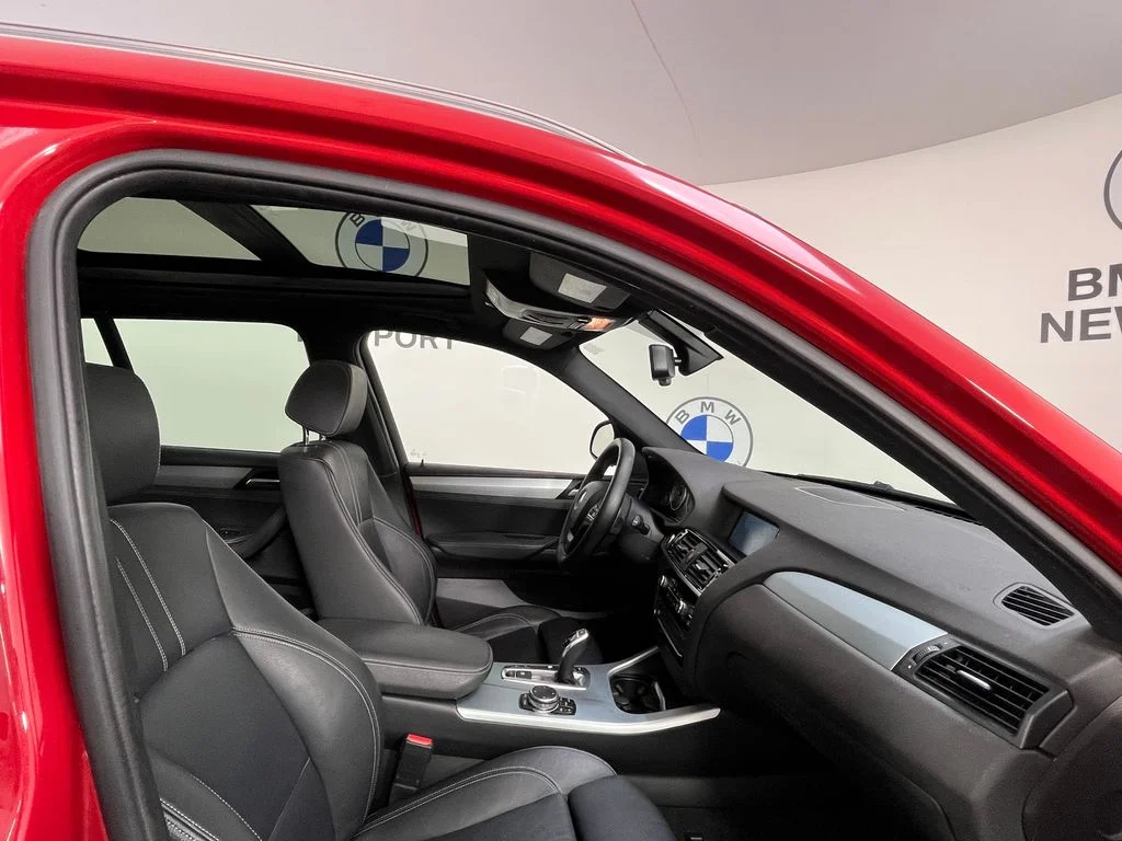 Used 2015 Red BMW xDrive28i image 18