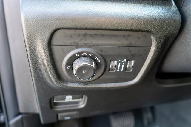 Used 2026 Black Jeep Limited Reserve image 23