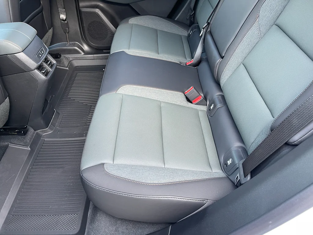 2026 GMC Terrain AT4 - Photo 28