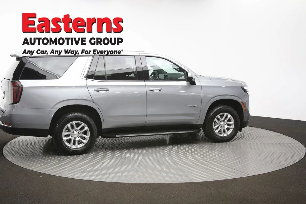 Used 2025 Gray Chevrolet LT image 47