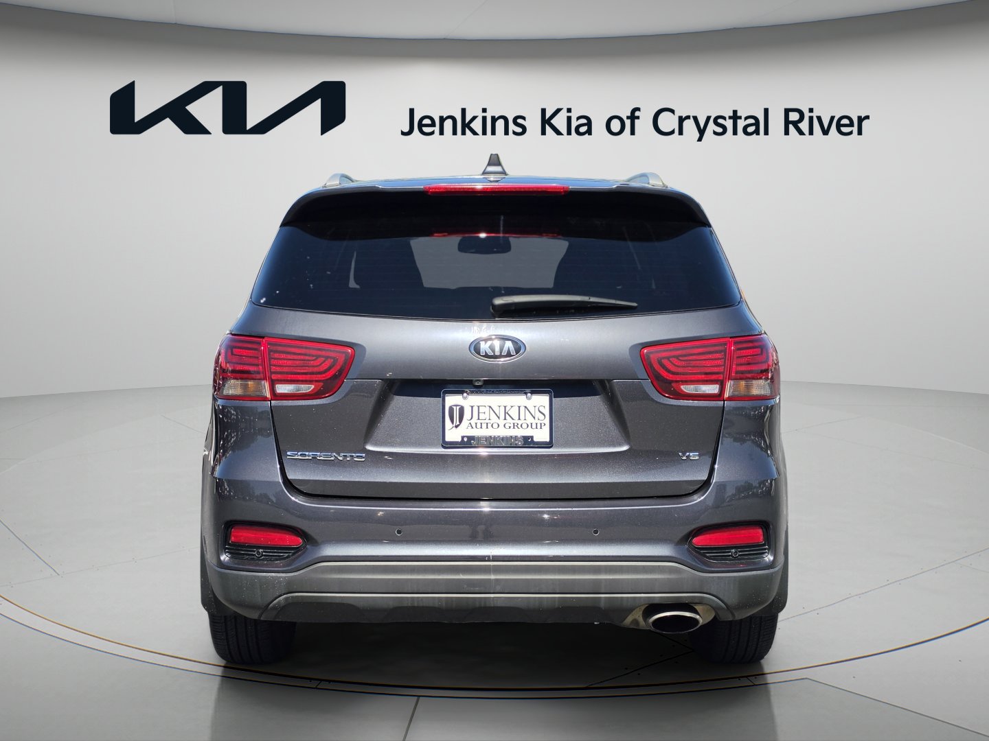 Used 2019 Platinum Graphite Kia LX V6 image 6