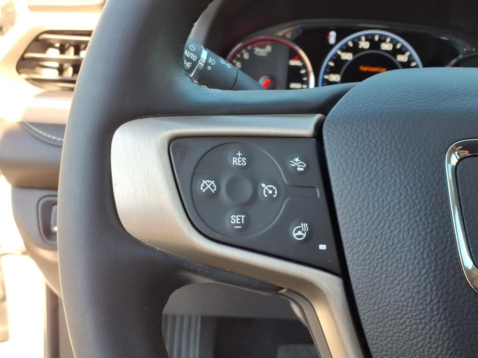 Used 2023 Summit White GMC Denali image 28